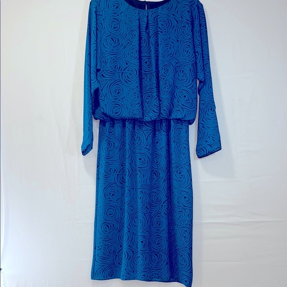 Elegant Blue Swirl Dress - Picture 1 of 10